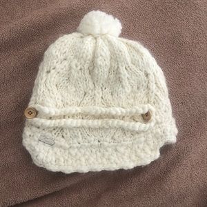 Kombi Off-White Beanie
